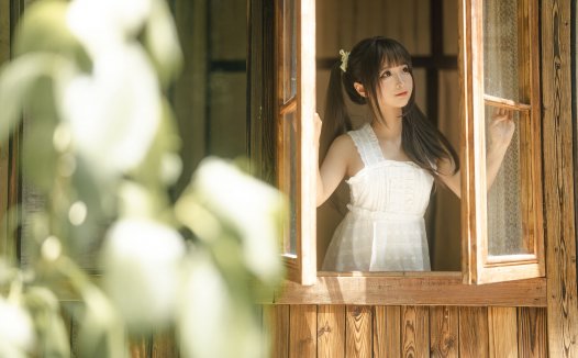 蠢沫沫黄豆粉线上看图,白炽灯下的魅惑