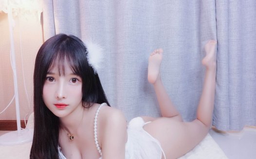 虎牙小小奶瓶儿火箭千元定制，精彩程度堪比群里的作业